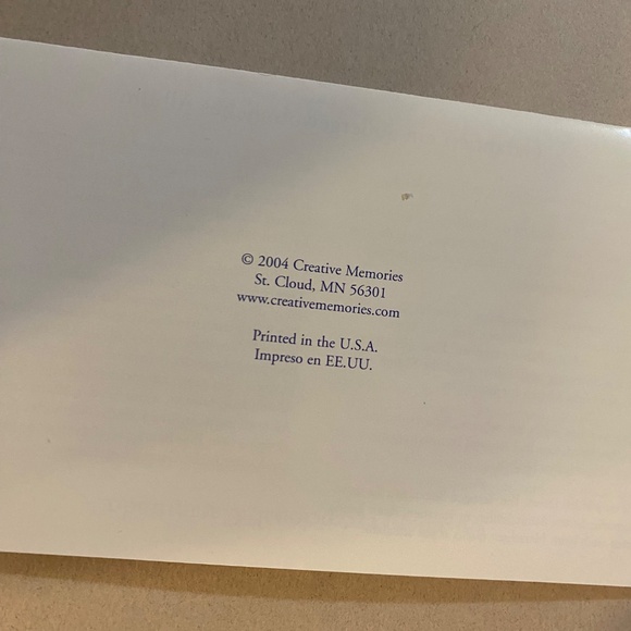 Creative Memories Journey 12x12 album with box - Picture 4 of 5